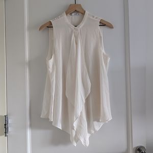 Sleeveless Blouse x MANGO